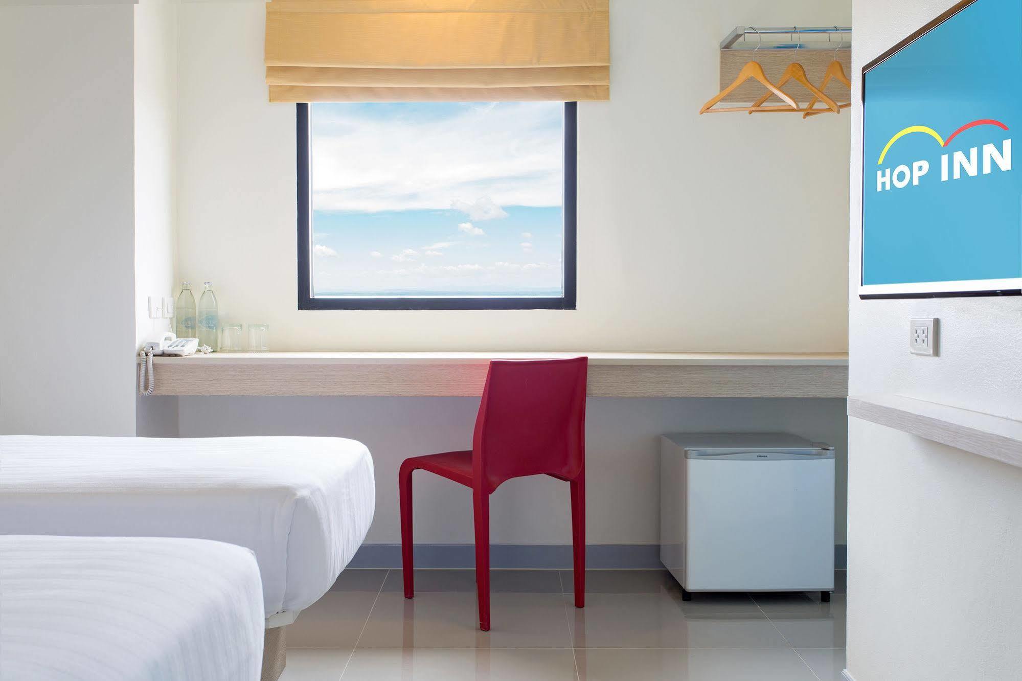 Hop Inn Surat Thani Exterior photo